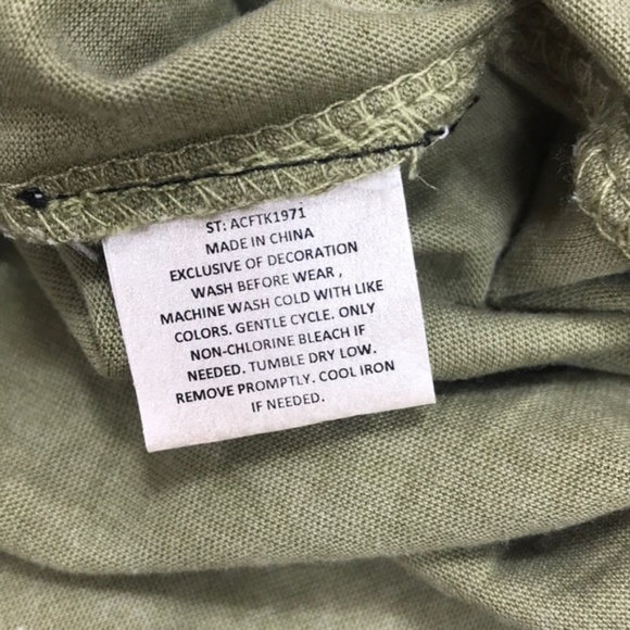 Girl's Love, Fire Crochet Peace High/low Tee - Picture 3 of 4